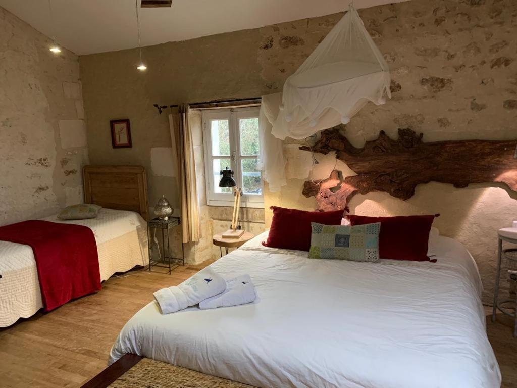 Hotel Domaine TerrOcéane à La-Gripperie-Saint-Symphorien Extérieur photo